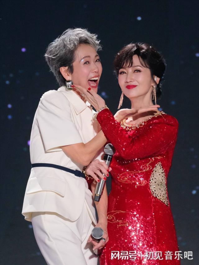 0年后撒糖竟藏惊天秘密神仙售后！白娘子许仙3(图2)